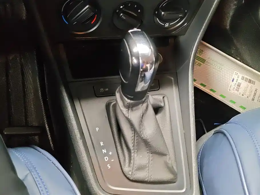 Volkswagen Lavida 2017 1.6L Automatic Trend Edition фото 16