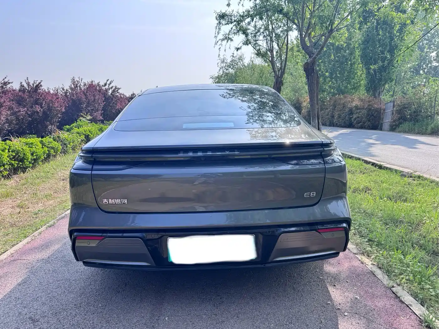 Geely Galaxy Galaxy E8 2024 665km RWD Starship Smart Driving Edition фото 8