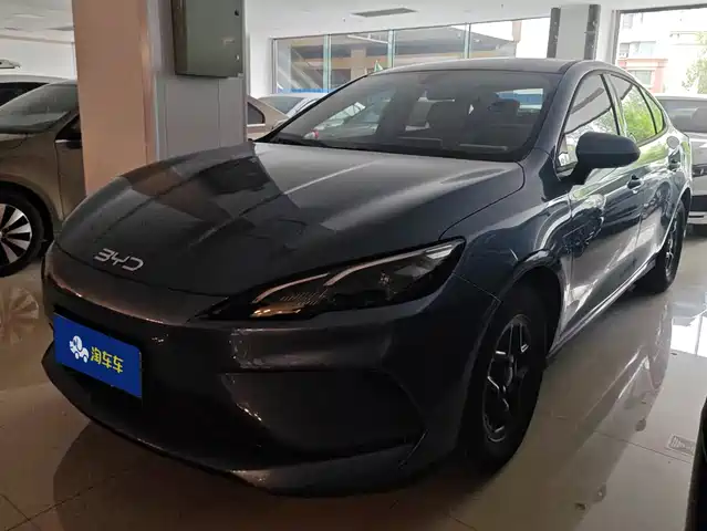 BYD Hai Bao 05 DM-i 2025