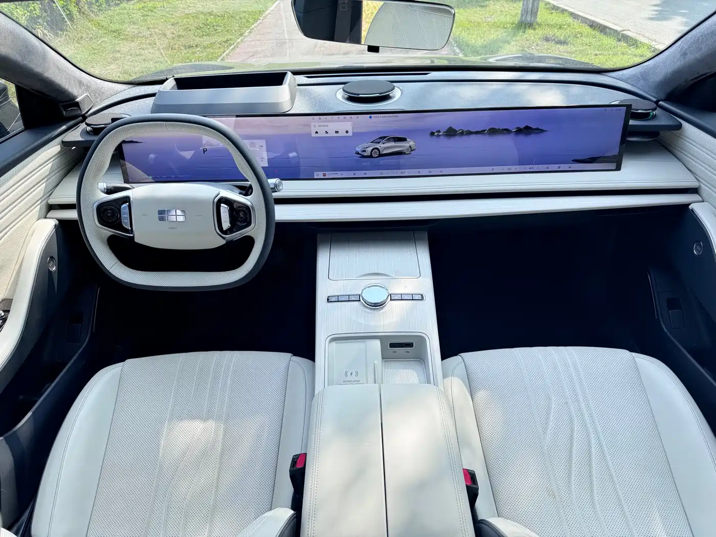 Geely Galaxy Galaxy E8 2024 665km RWD Starship Smart Driving Edition фото 6