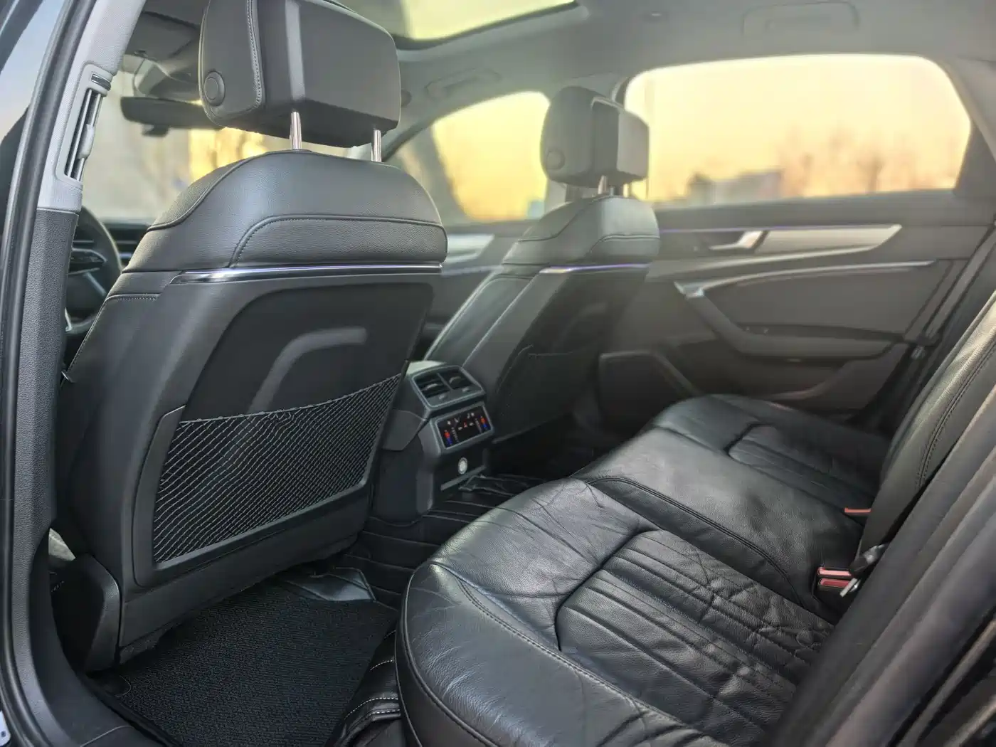 Audi A6L 2021 45 TFSI Exclusive Elegance фото 13