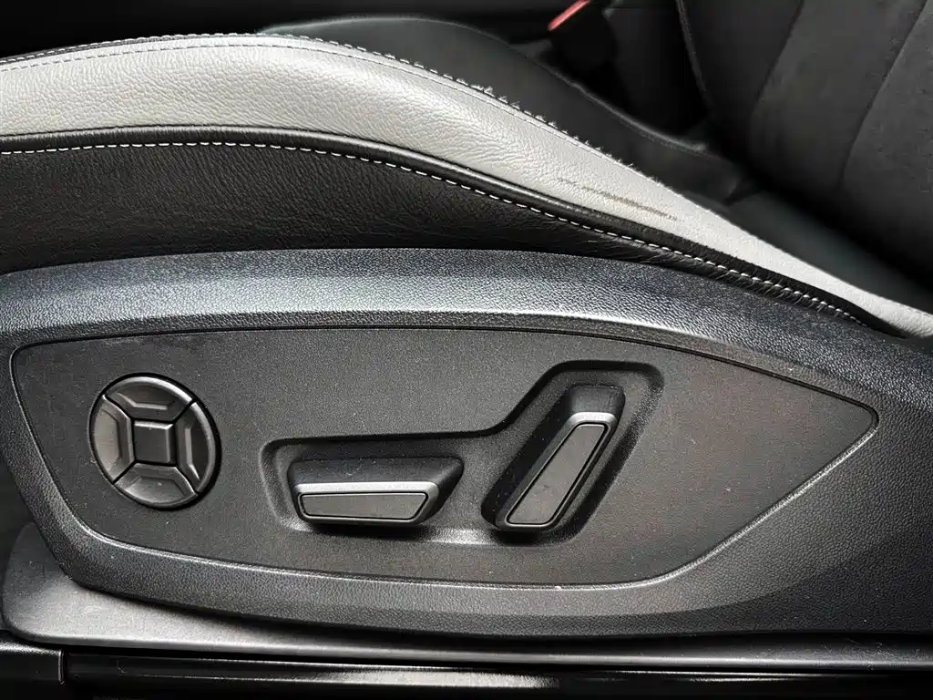 Audi Q3 2022 35 TFSI Fashion Dynamic фото 17