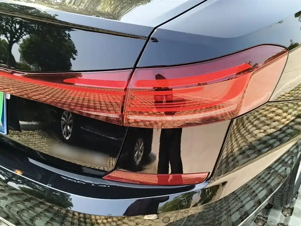 Volkswagen Passat 2024 280TSI Business Edition фото 8