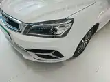 Фото 24 - Geely Emgrand