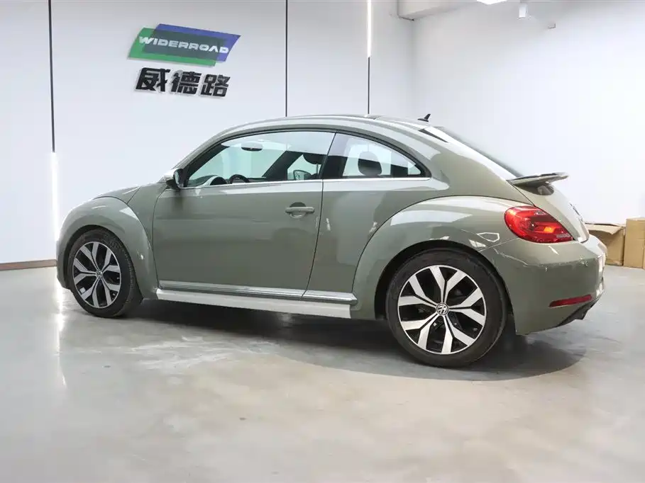 Volkswagen Beetle 2014 1.2TSI Fashion Edition фото 7