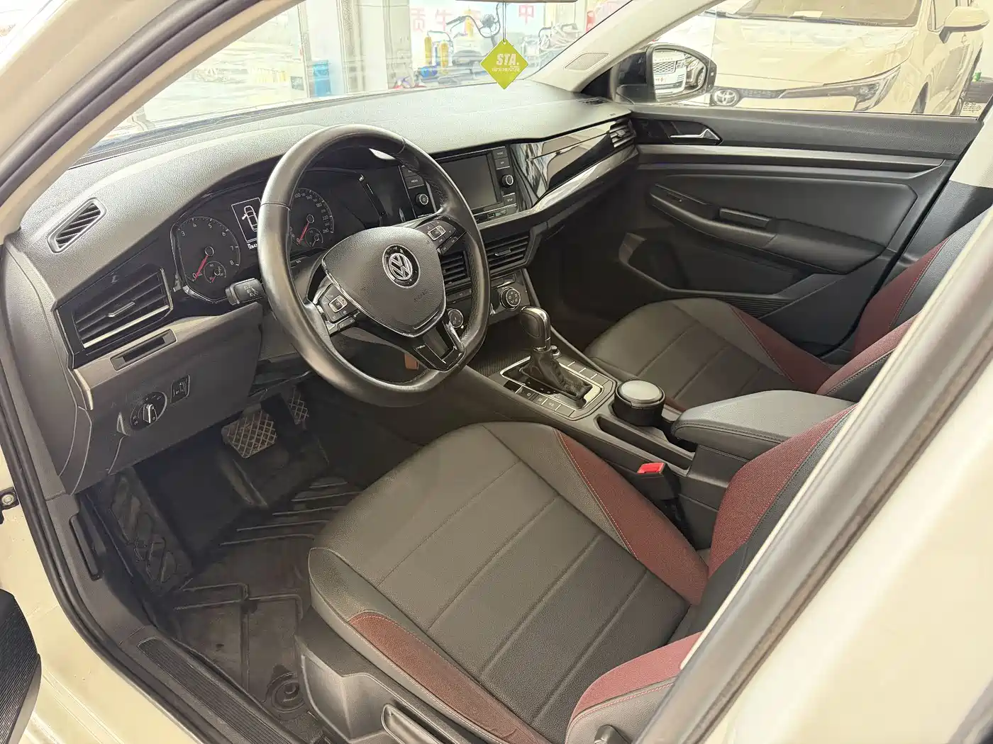 Volkswagen Bora 2020 1.5L Automatic Comfort фото 7