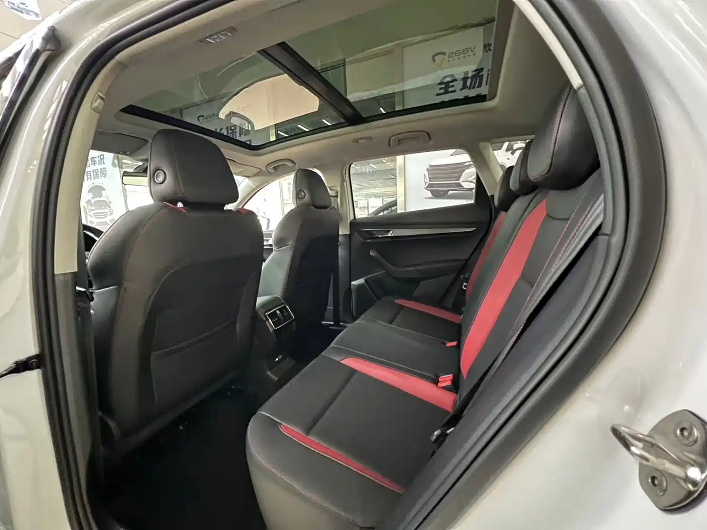 Škoda Karoq 2023 TSI280 Luxury Edition фото 7