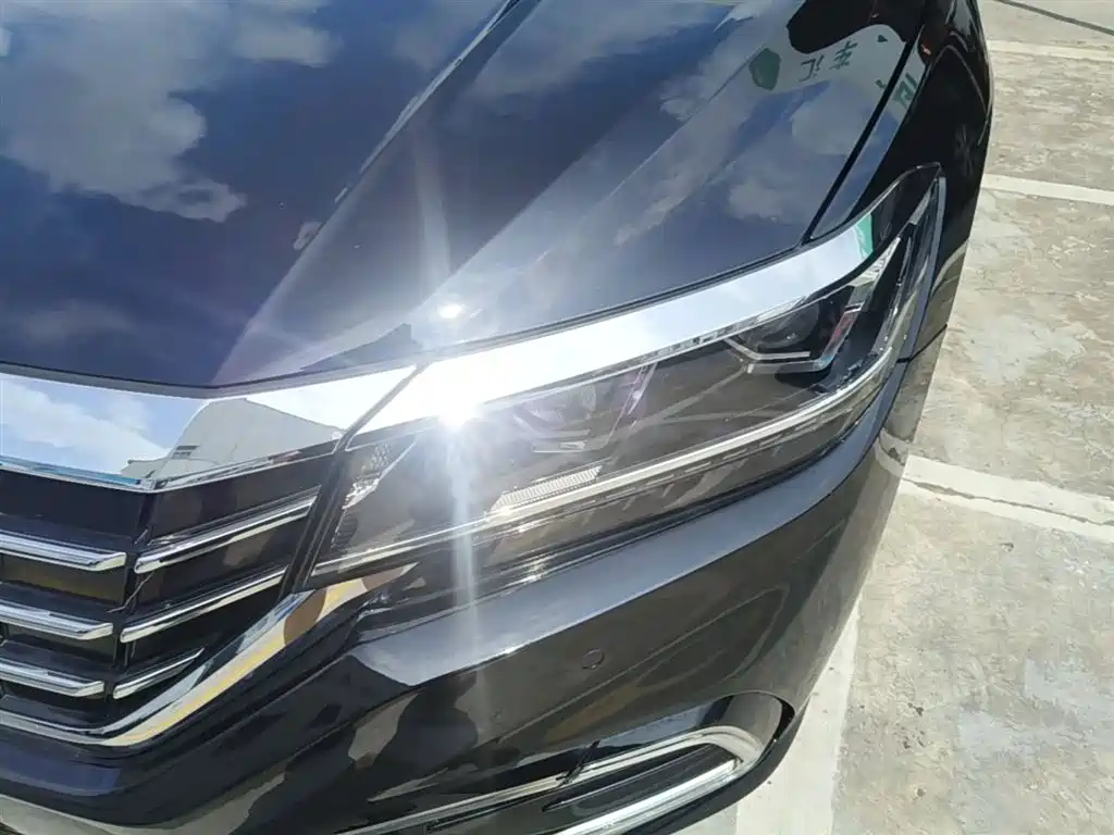Volkswagen Passat New Energy 2019 430PHEV Hybrid Elite Edition фото 24