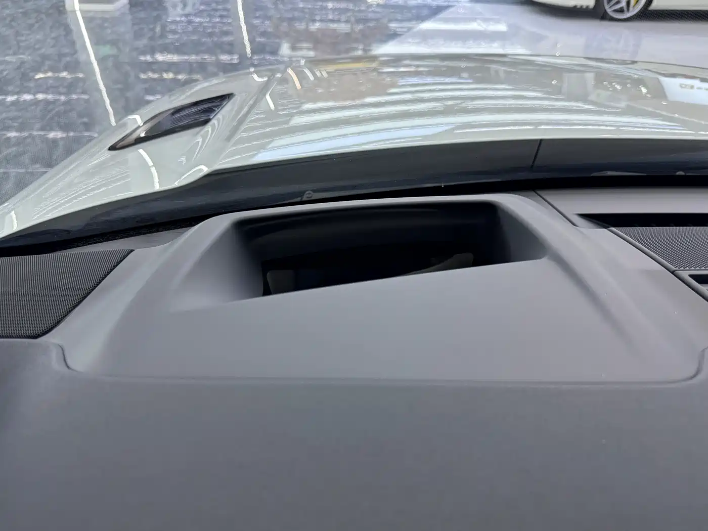 Land Rover Range Rover Sport 2023 400PS Dynamic HSE фото 19