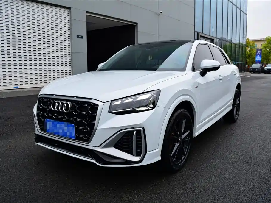 Audi Q2L 2022 35 TFSI Progressive Dynamic