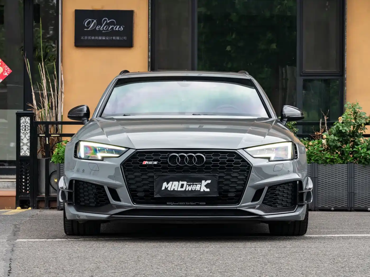 Audi RS 4 2019 RS 4 2.9T Avant фото 2