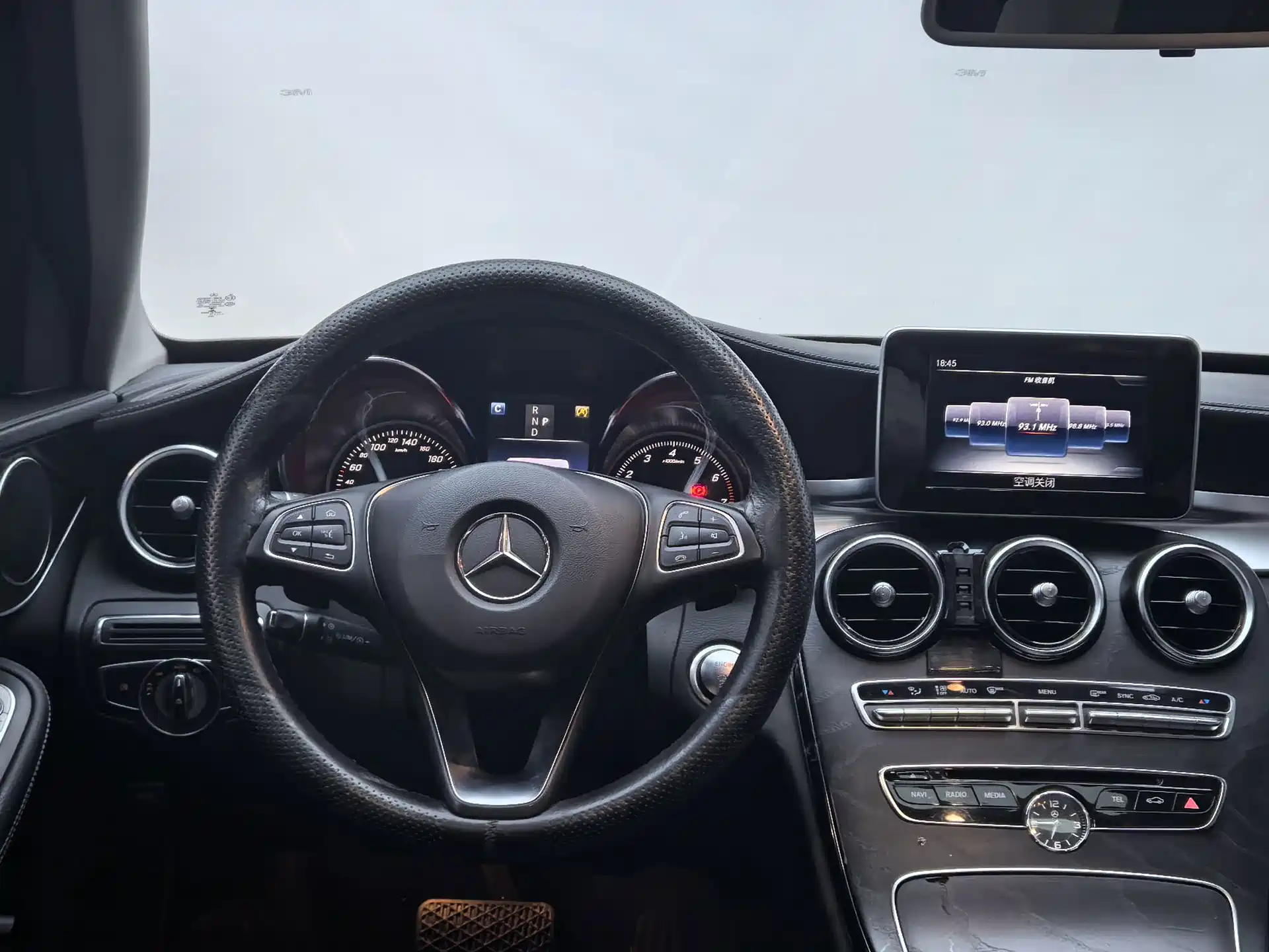 Фото 14 - Mercedes-Benz C-Class