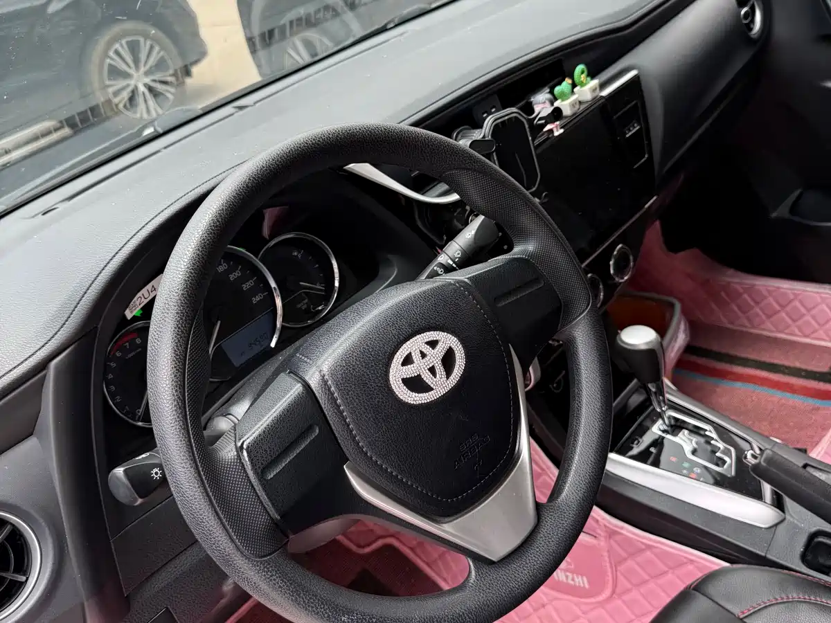 Toyota Corolla 2018 1.2T S-CVT GL Smart Edition фото 3