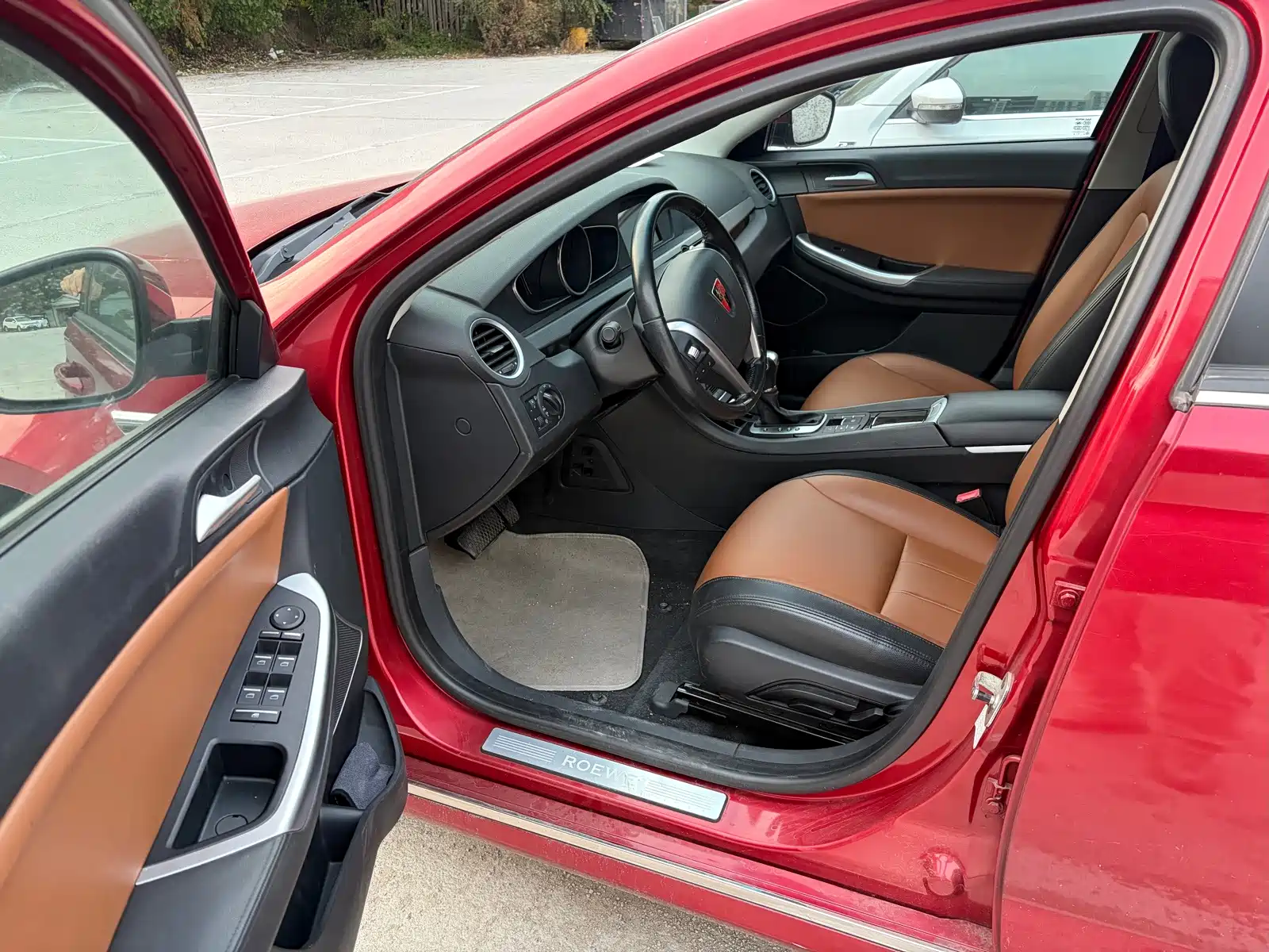 Фото 7 - Roewe e550