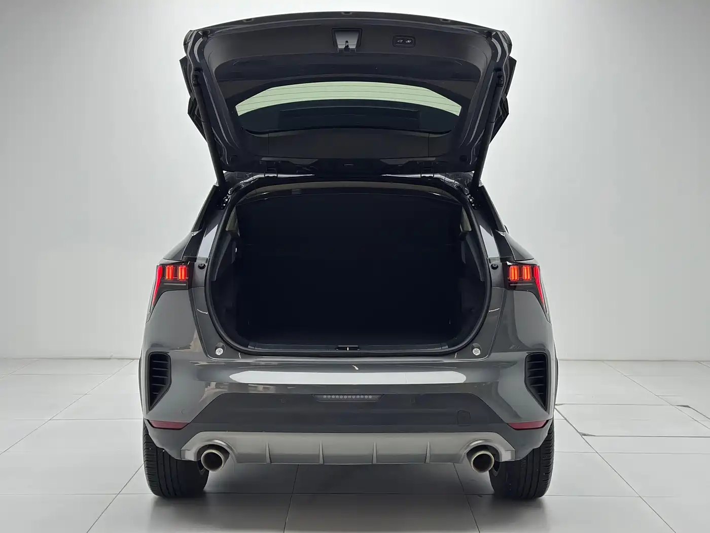 Lynk & Co 06 EM-P 2022 PHEV 84KM Range Pro фото 21