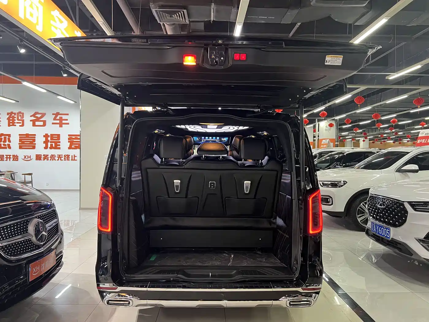 Mercedes-Benz Vito 2023 2.0T Elite 7-Seater фото 23