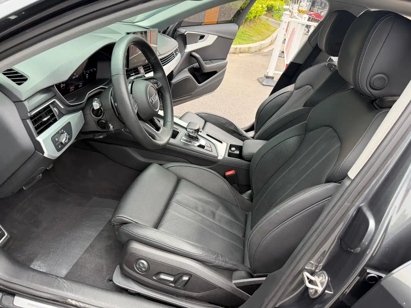 Audi A4L 2020 40 TFSI Luxury Dynamic фото 8