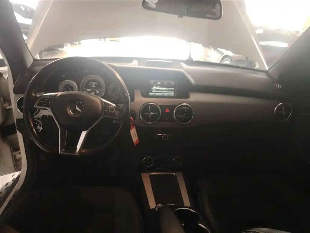 Mercedes-Benz GLK-Class 2015 GLK 260 4MATIC Dynamic Ultimate Edition фото 6