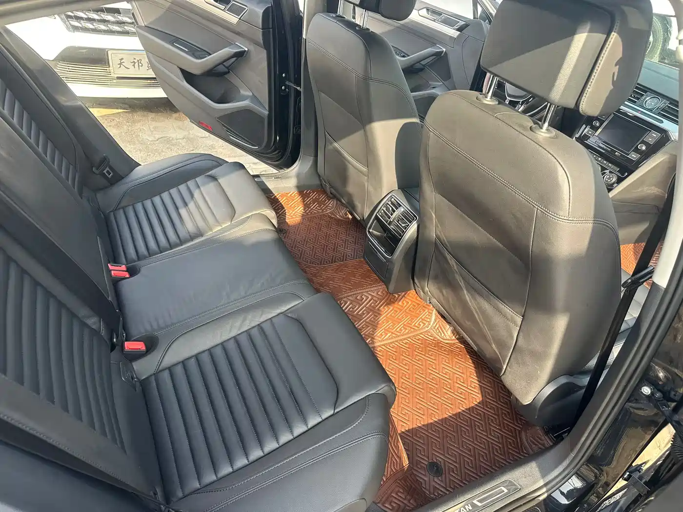 Volkswagen Magotan 2019 330TSI DSG Leading China VI фото 7