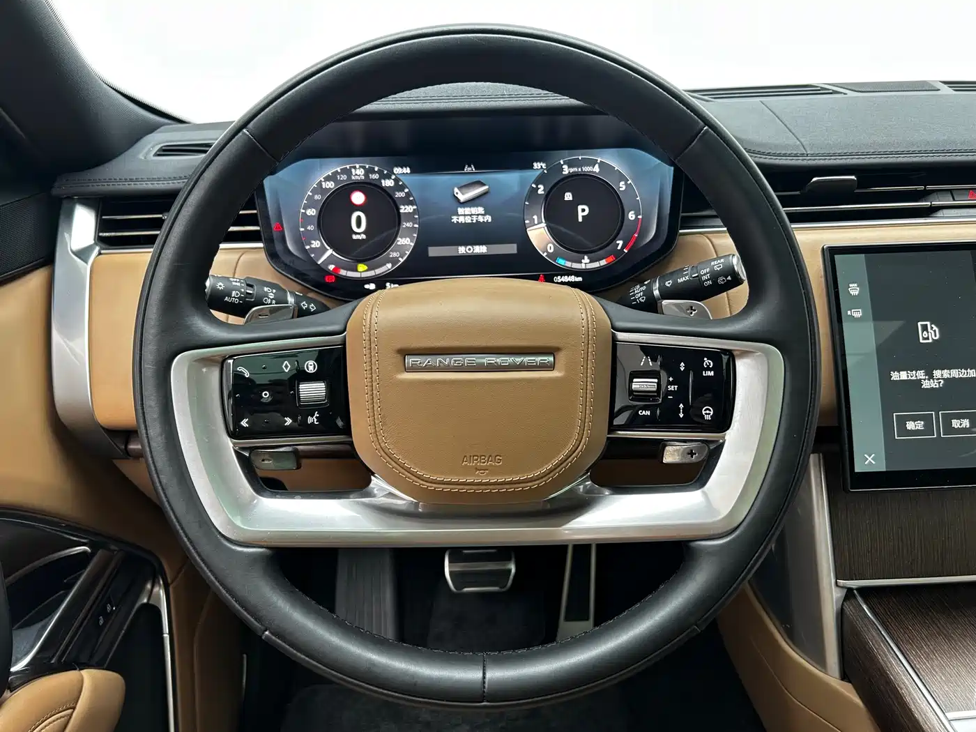 Land Rover Range Rover 2024 3.0 L6 360PS Golden Age Edition фото 12