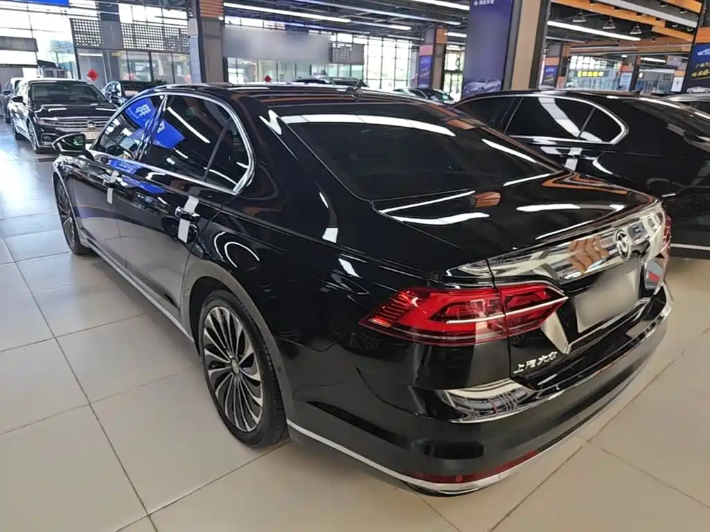 Volkswagen Phideon 2021 380TSI Premium Edition фото 5