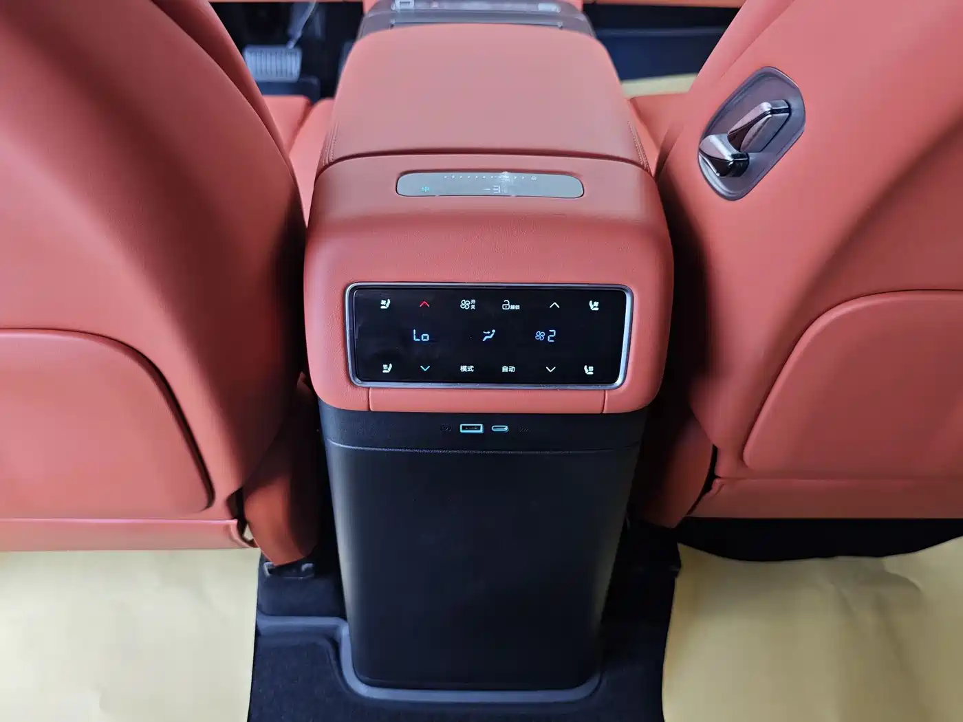 BYD Tang L 2025 DM 175KM Drone Player Edition фото 12