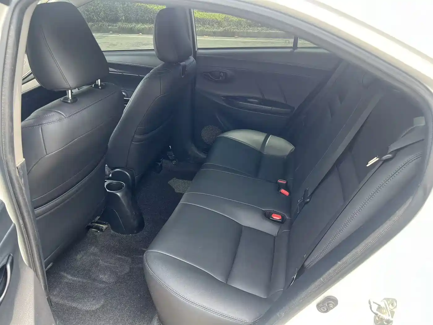 Toyota YARiS L Zhi Xiang 2017 1.3E Manual Charming Edition фото 10