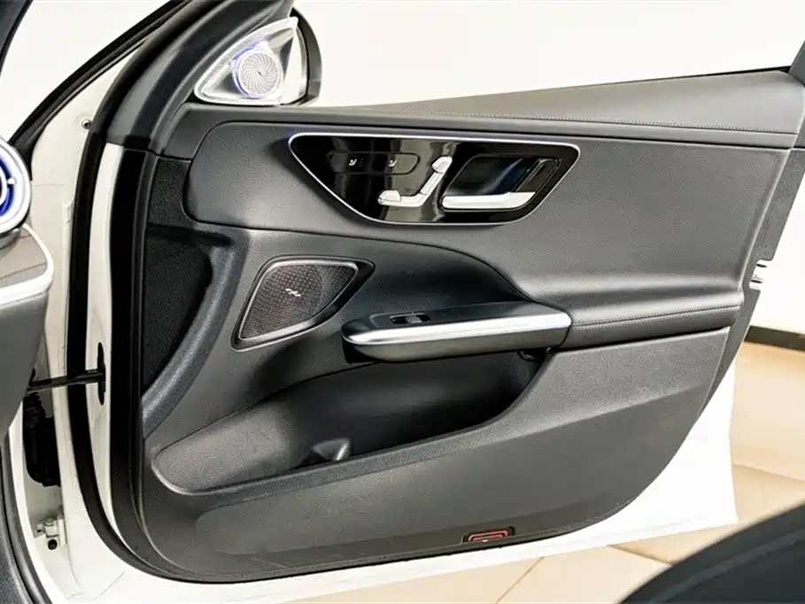 Mercedes-Benz C-Class 2024 Facelift III C 260 L Sport фото 16