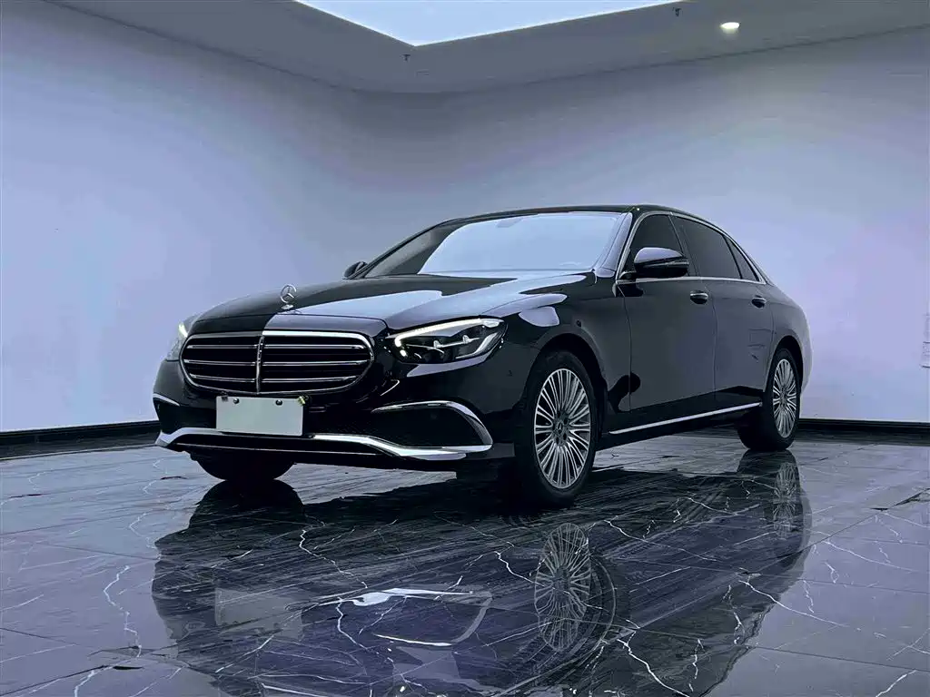 E CLASS