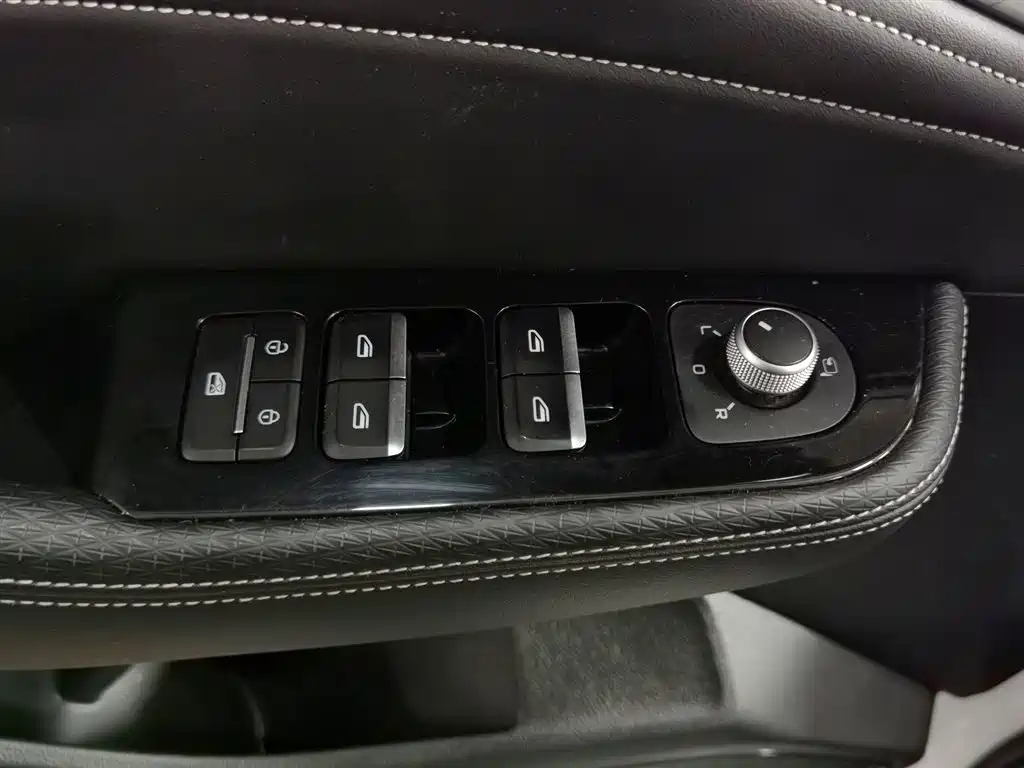 GEELY AUTOMOBILE XINGRUI