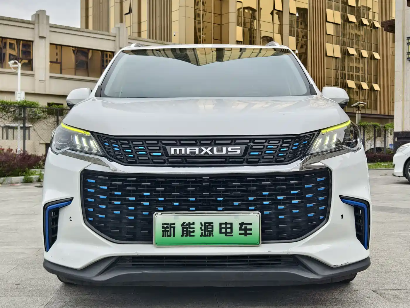 SAIC MAXUS EUNIQ 5 2020 1.3T PLUG IN Premium Edition фото 2