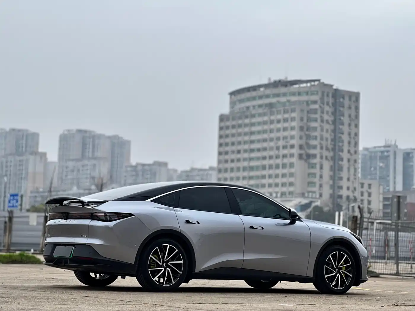 ARCFOX EXTREME FOX POLAR FOX ALPHA S5