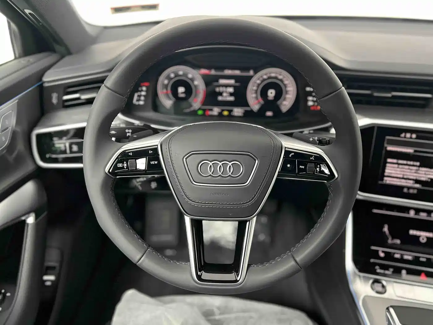 Audi A6L 2026 Model Year 45 TFSI Premium Dynamic фото 9