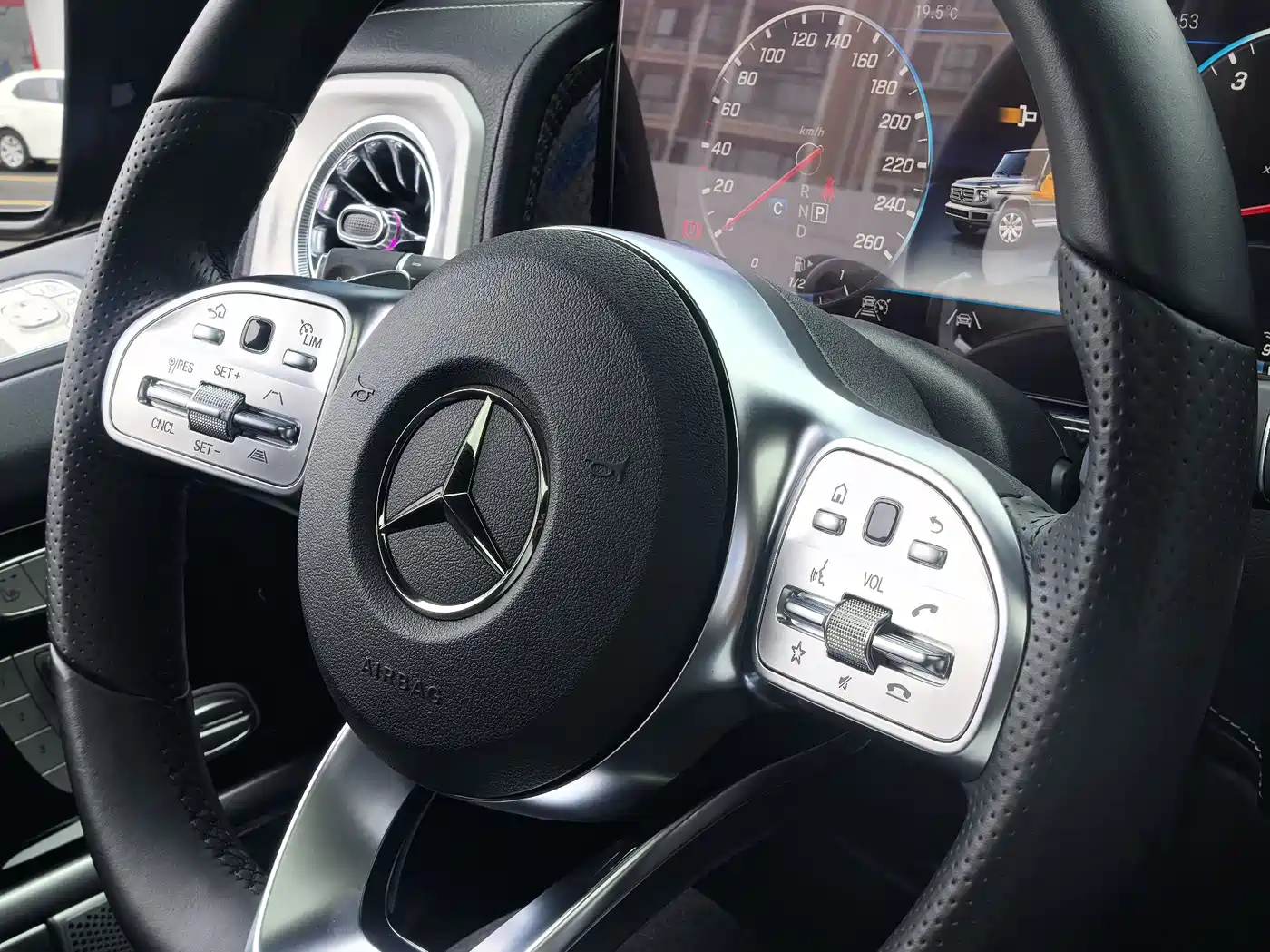 Mercedes-Benz G-Class 2023 G 350 фото 7