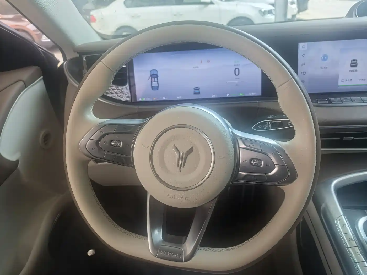 Voyah Auto VOYAH FREE 2021 AWD Standard Range Extender Exclusive Luxury Package фото 8