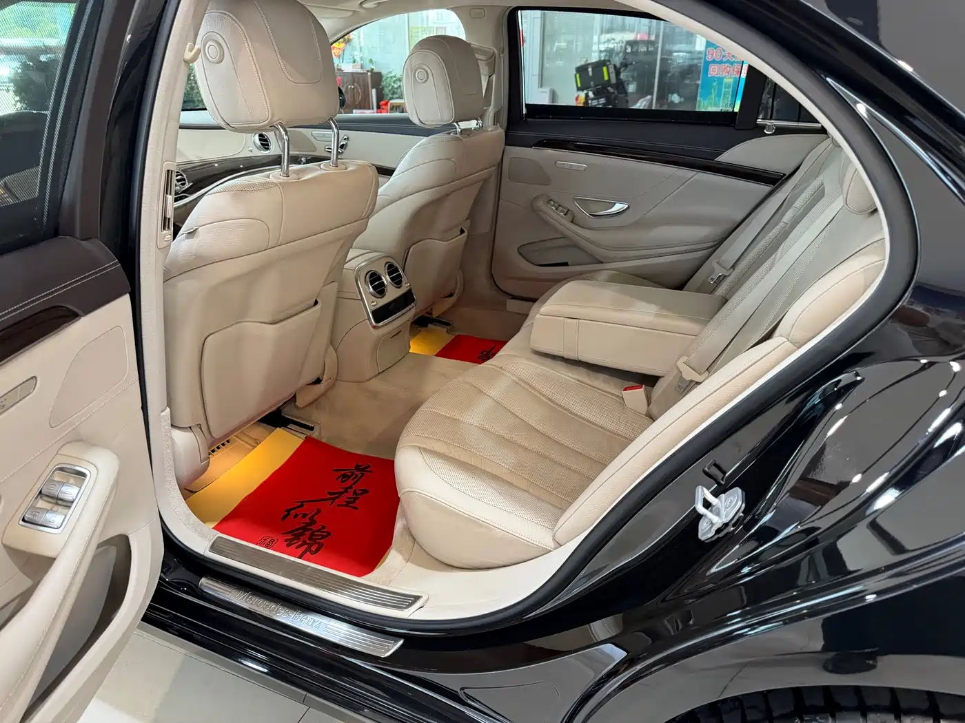 Mercedes-Benz S-Class 2016 S 320 L Business Edition фото 8