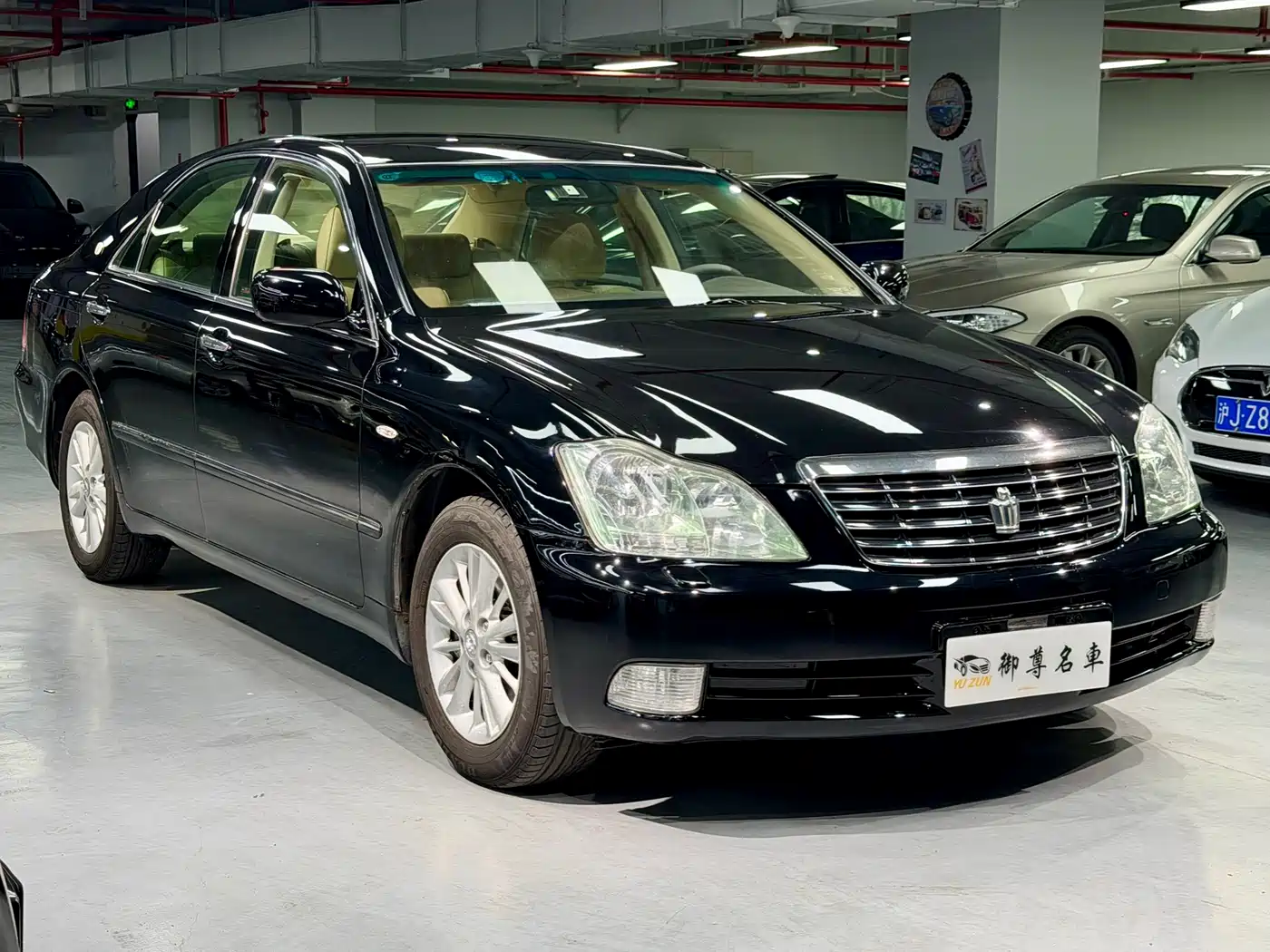 Toyota Crown 2005 Model 3.0L Royal Saloon фото 3