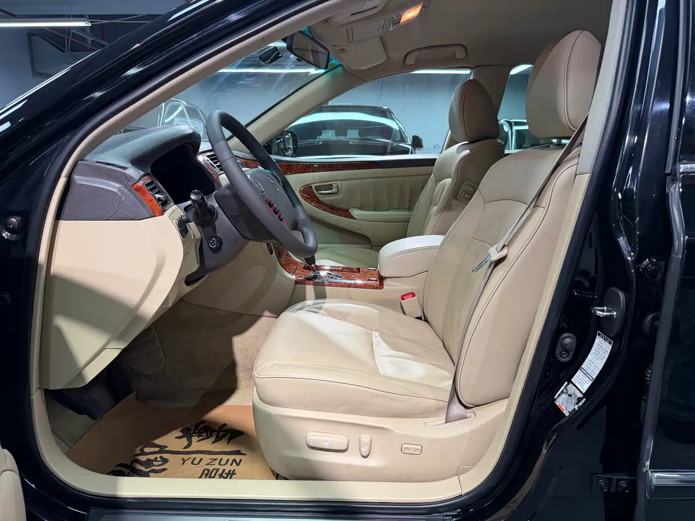 Toyota Crown 2005 Model 3.0L Royal Saloon фото 9