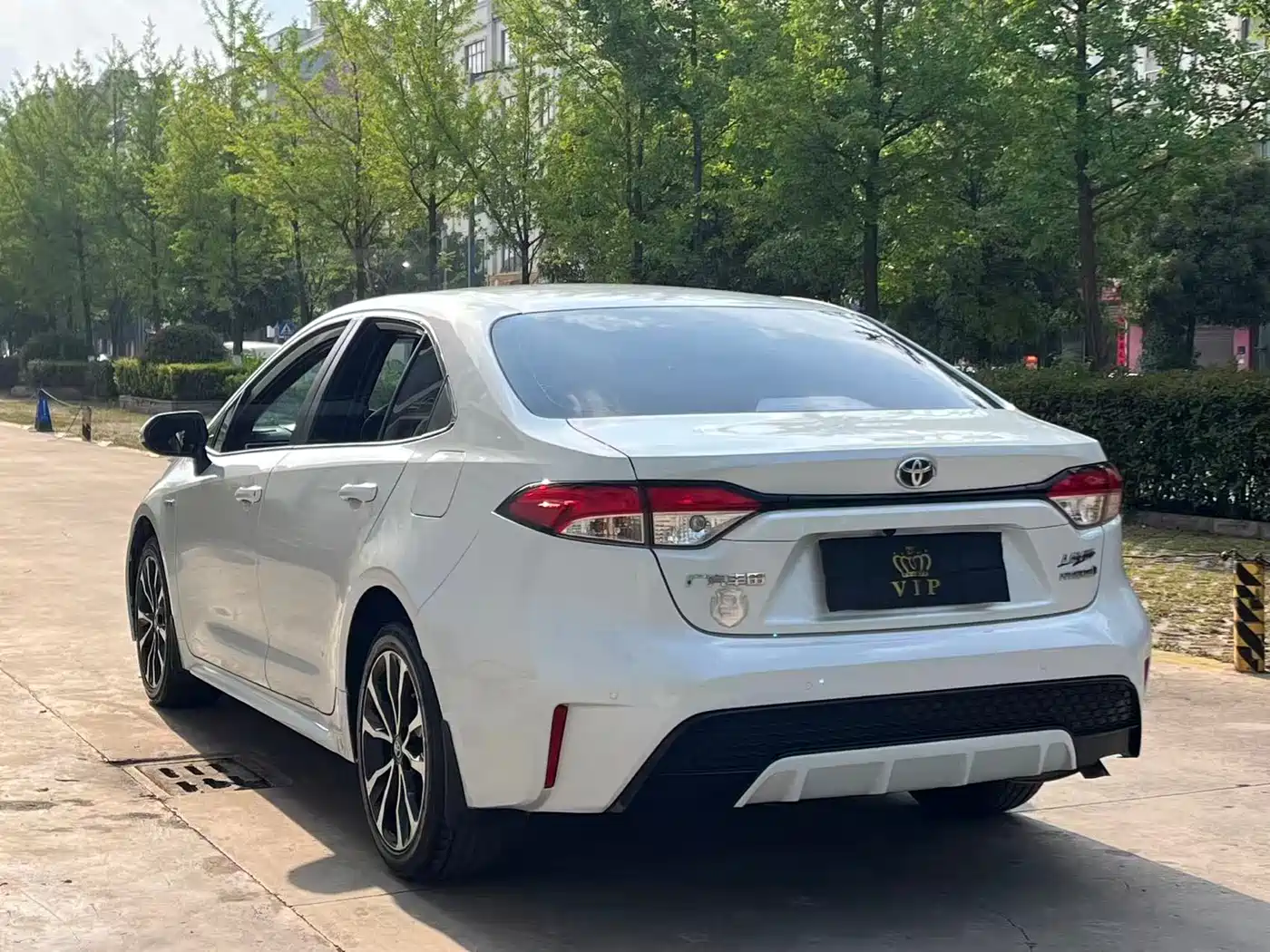 Toyota Levin 2022 Dual Engine 1.8H E-CVT Sport Edition фото 9