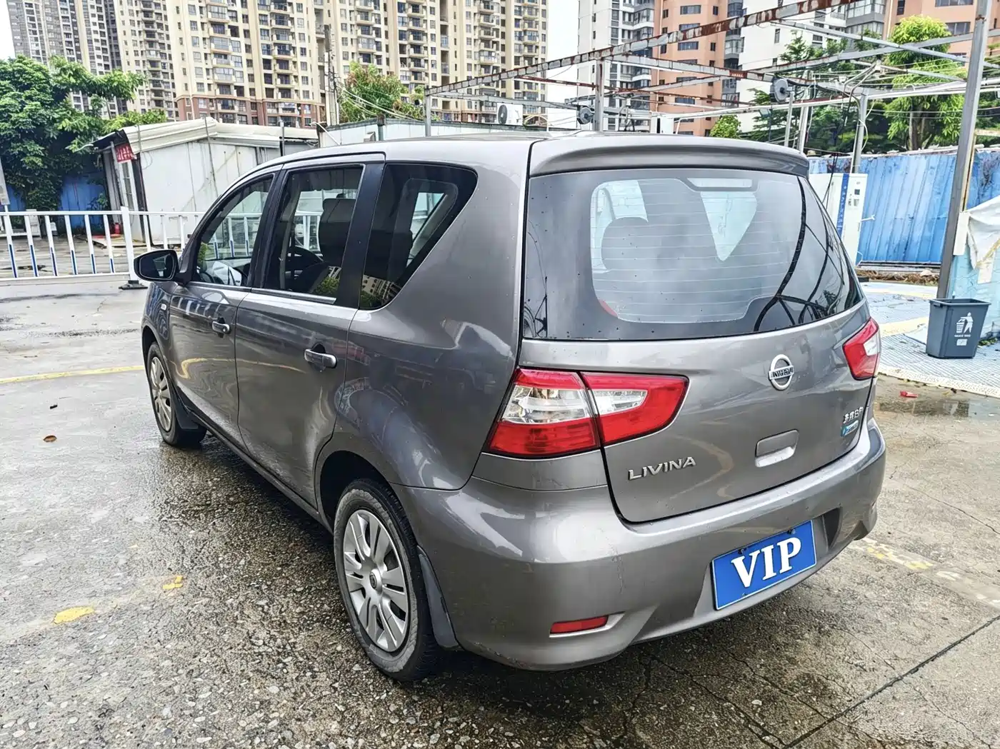Nissan Livina 2015 2013 1.6XE CVT Comfort