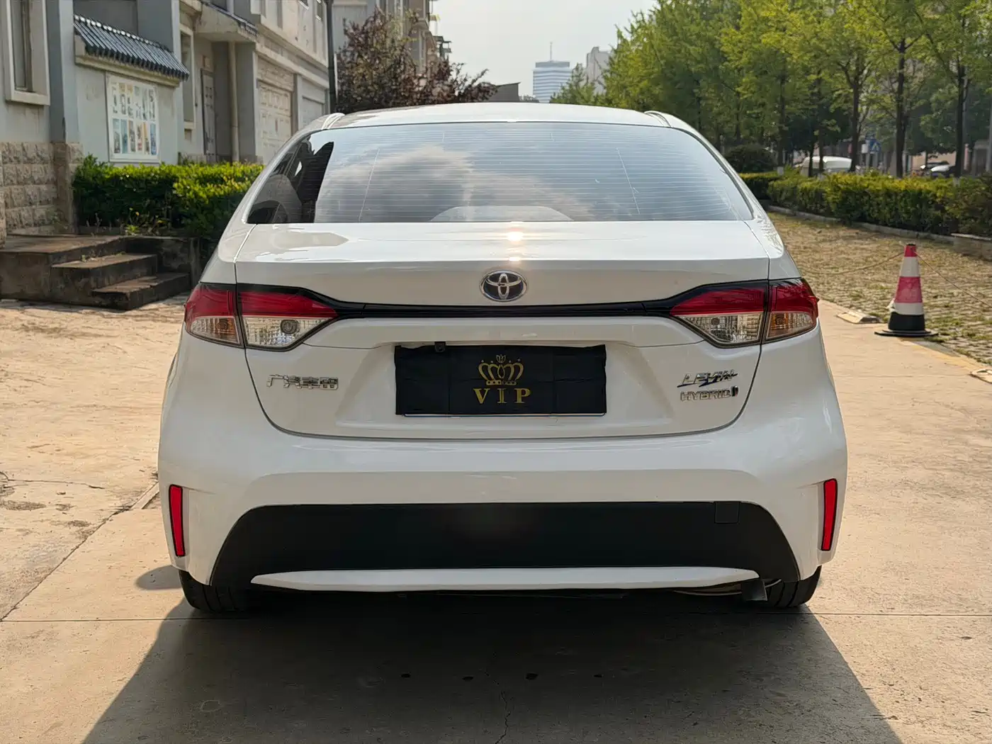 Toyota Levin 2022 Dual Engine 1.8H E-CVT Leading Edition фото 5