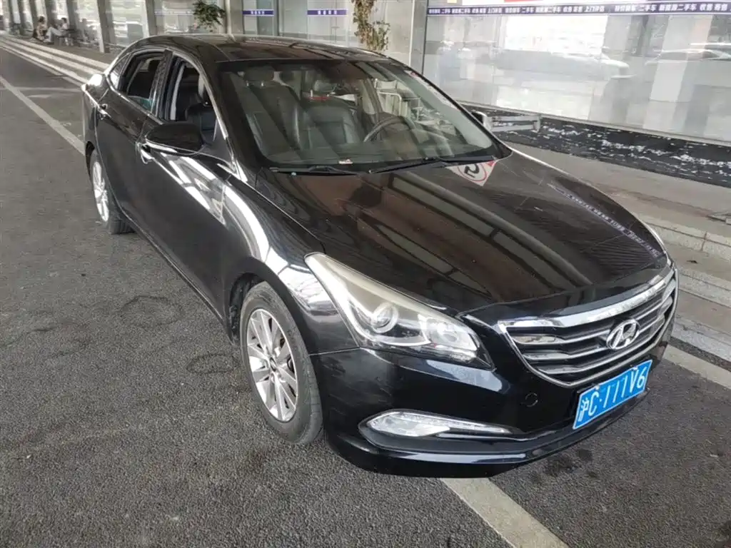 Hyundai Mistra 2014 1.8L Auto Smart GLS фото 7