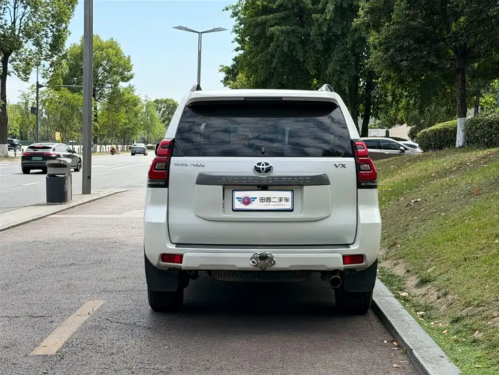 Toyota Prado 2018 3.5L Auto TX фото 5