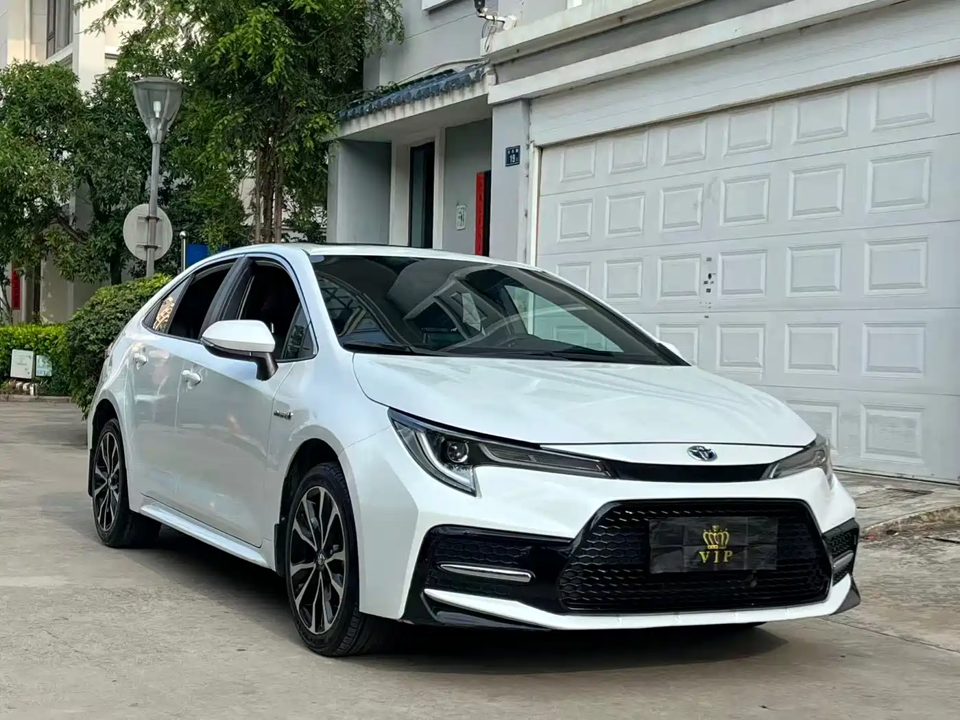 Toyota Levin 2022 Dual Engine 1.8H E-CVT Sport Edition фото 3