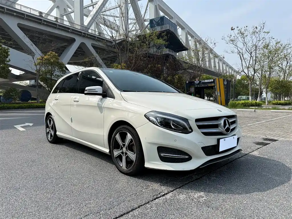 Mercedes-Benz B-Class 2017 B 200 Style фото 3