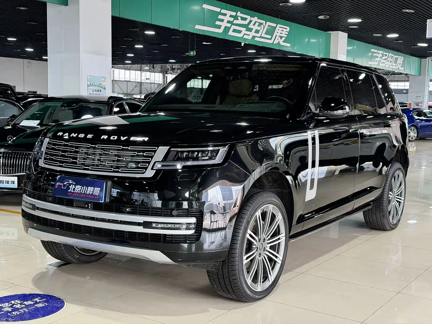 Land Rover Range Rover 2024 3.0 L6 400PS Genesis Extended