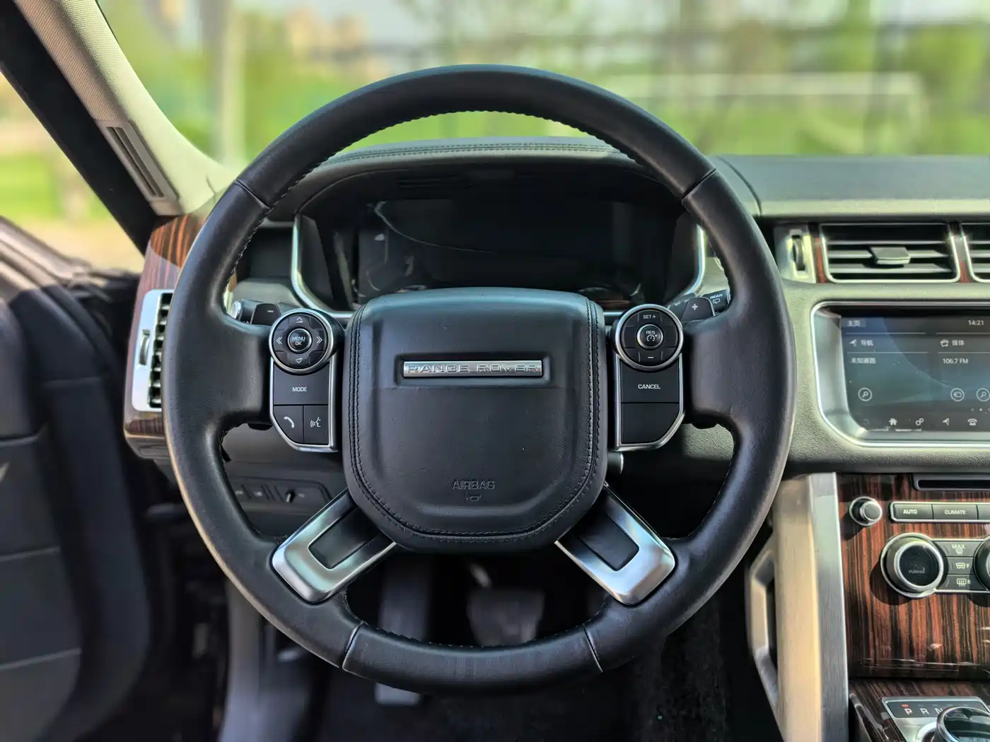 Land Rover Range Rover 2017 3.0 SC V6 Vogue фото 13