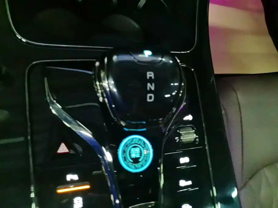 BYD Han 2023 EV Champion Edition 605KM FWD Premium фото 16
