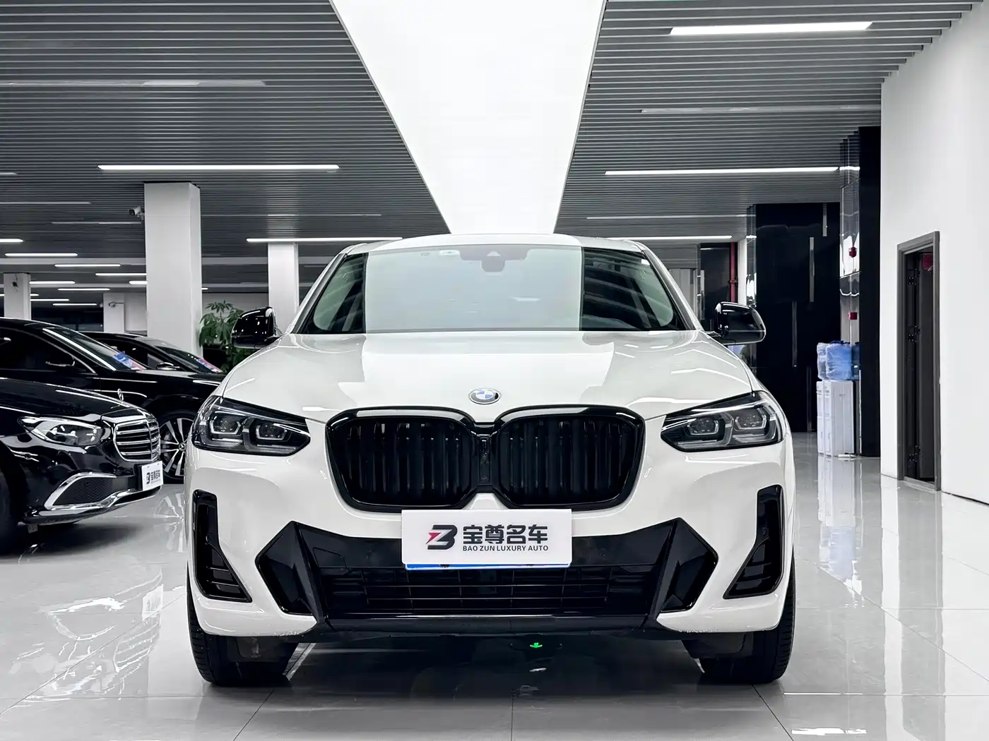 BMW X4 2022 xDrive 30i M Sport Package фото 2