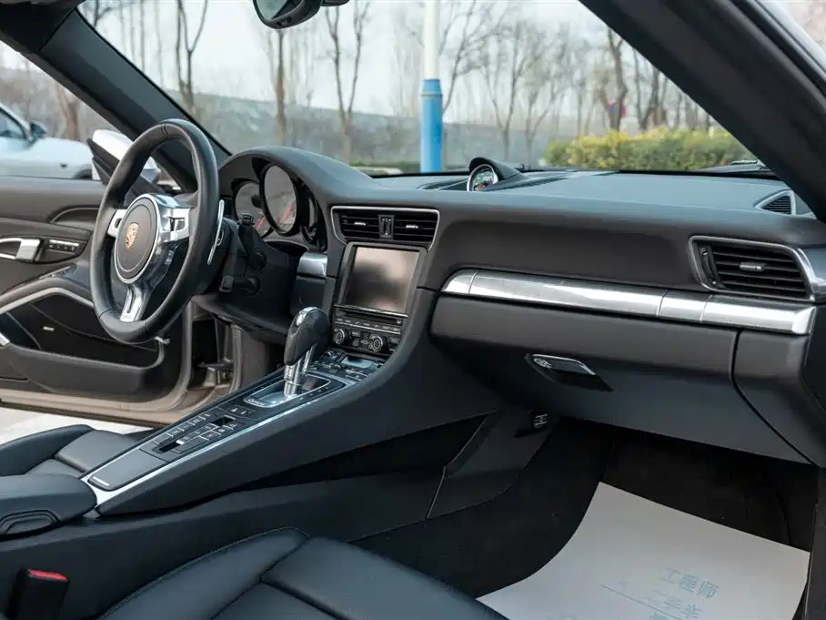 Porsche 911 2012 Carrera S 3.8L фото 23